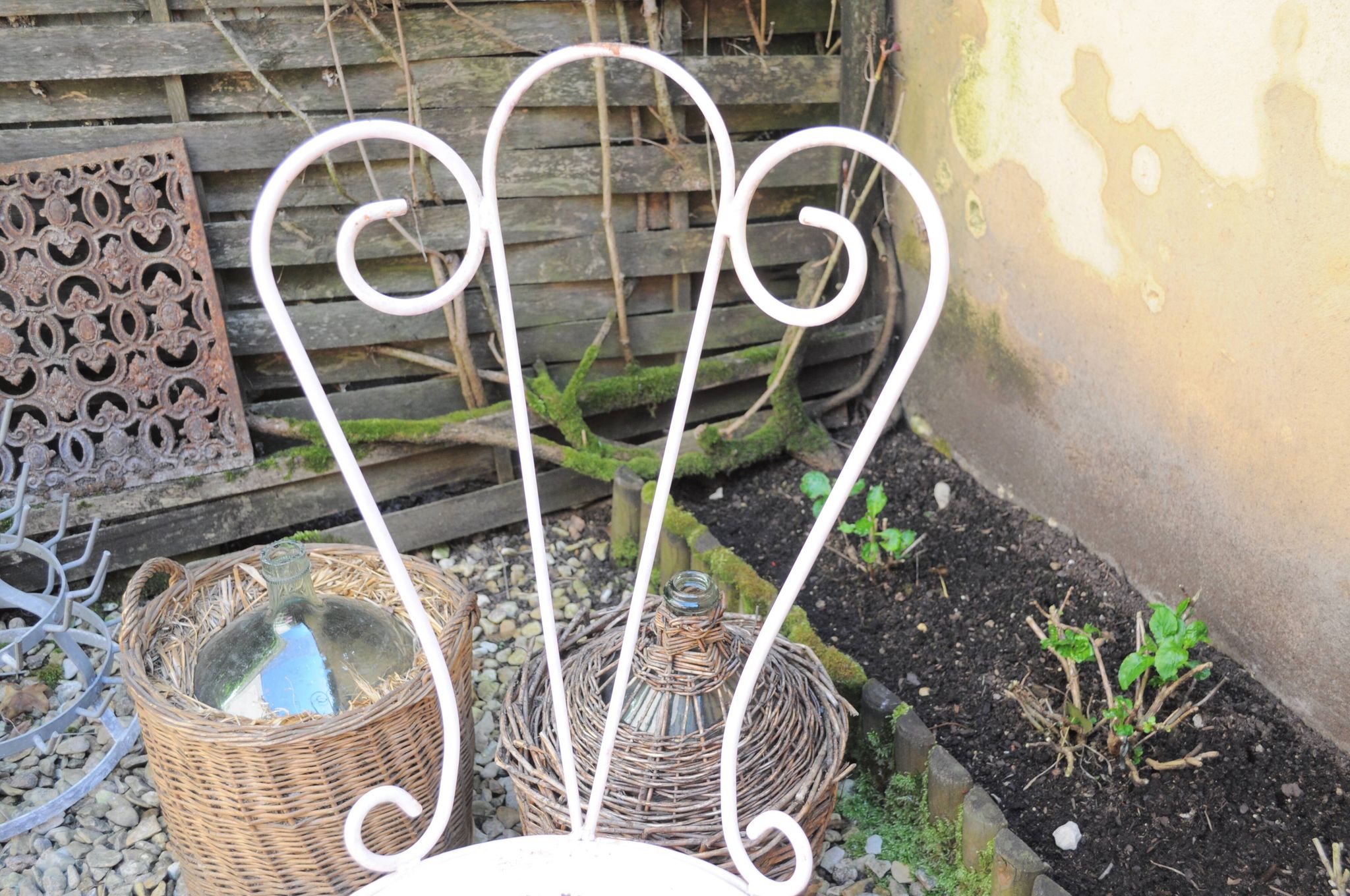 Paire de chaises de jardin Années 40-50 en métal blanc