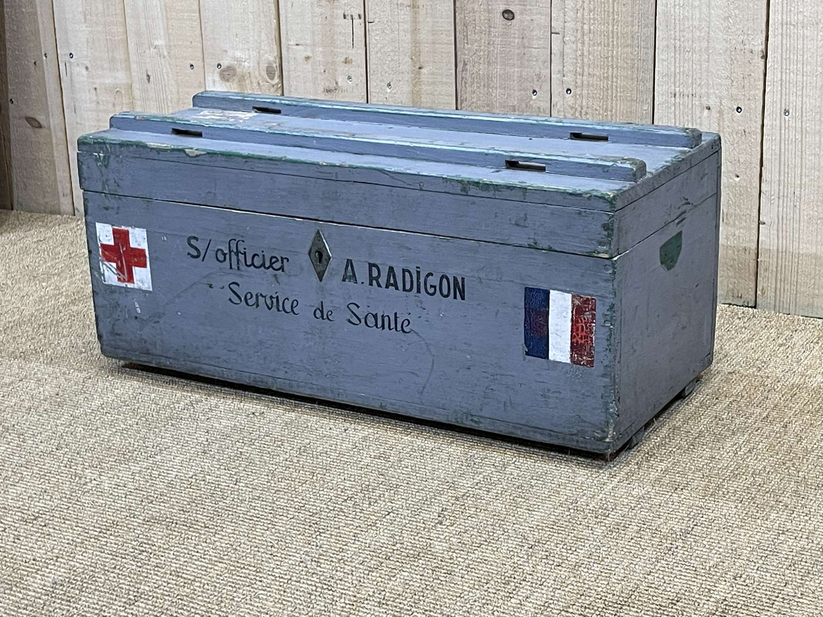 Coffre militaire des années 1940
