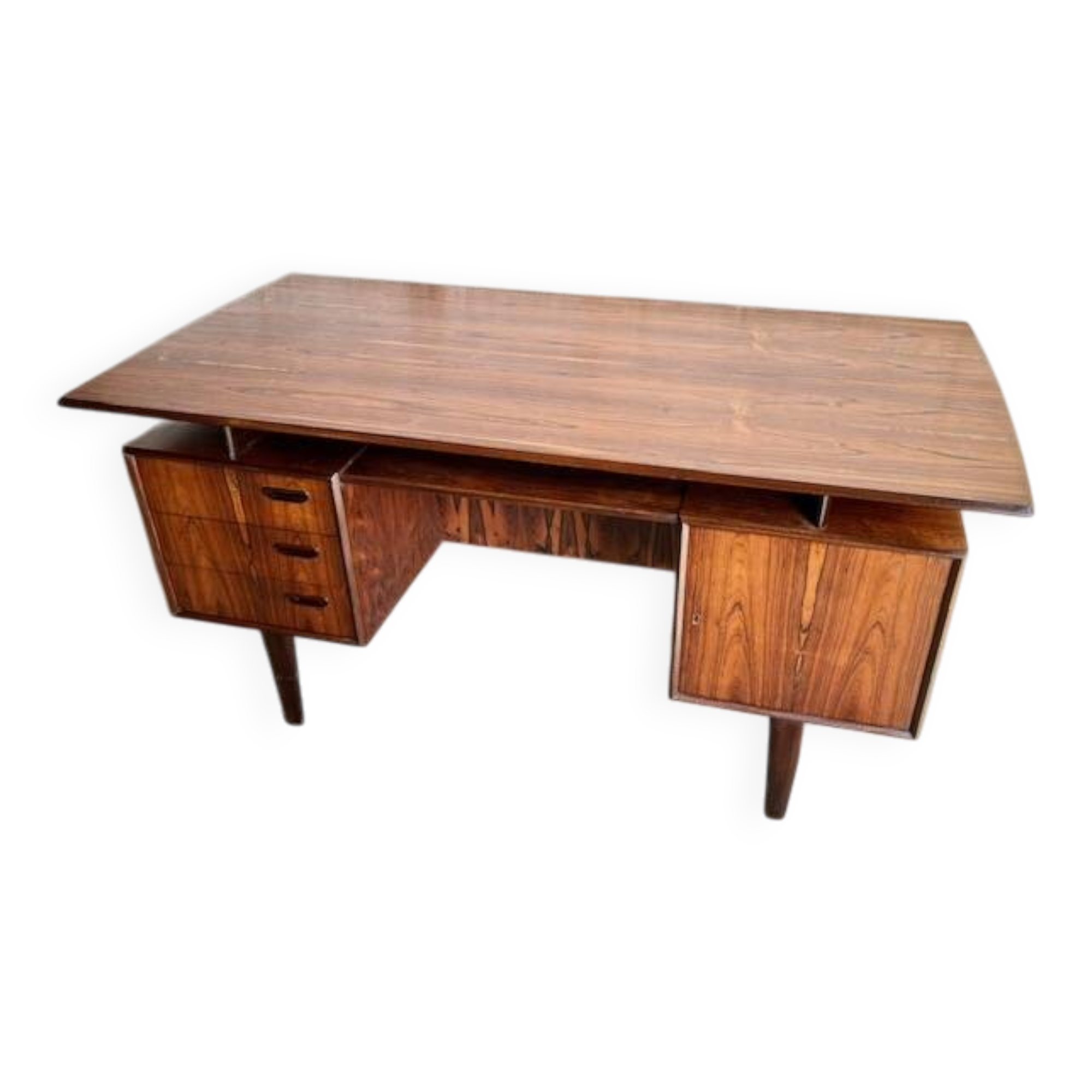 Scandinavian desk