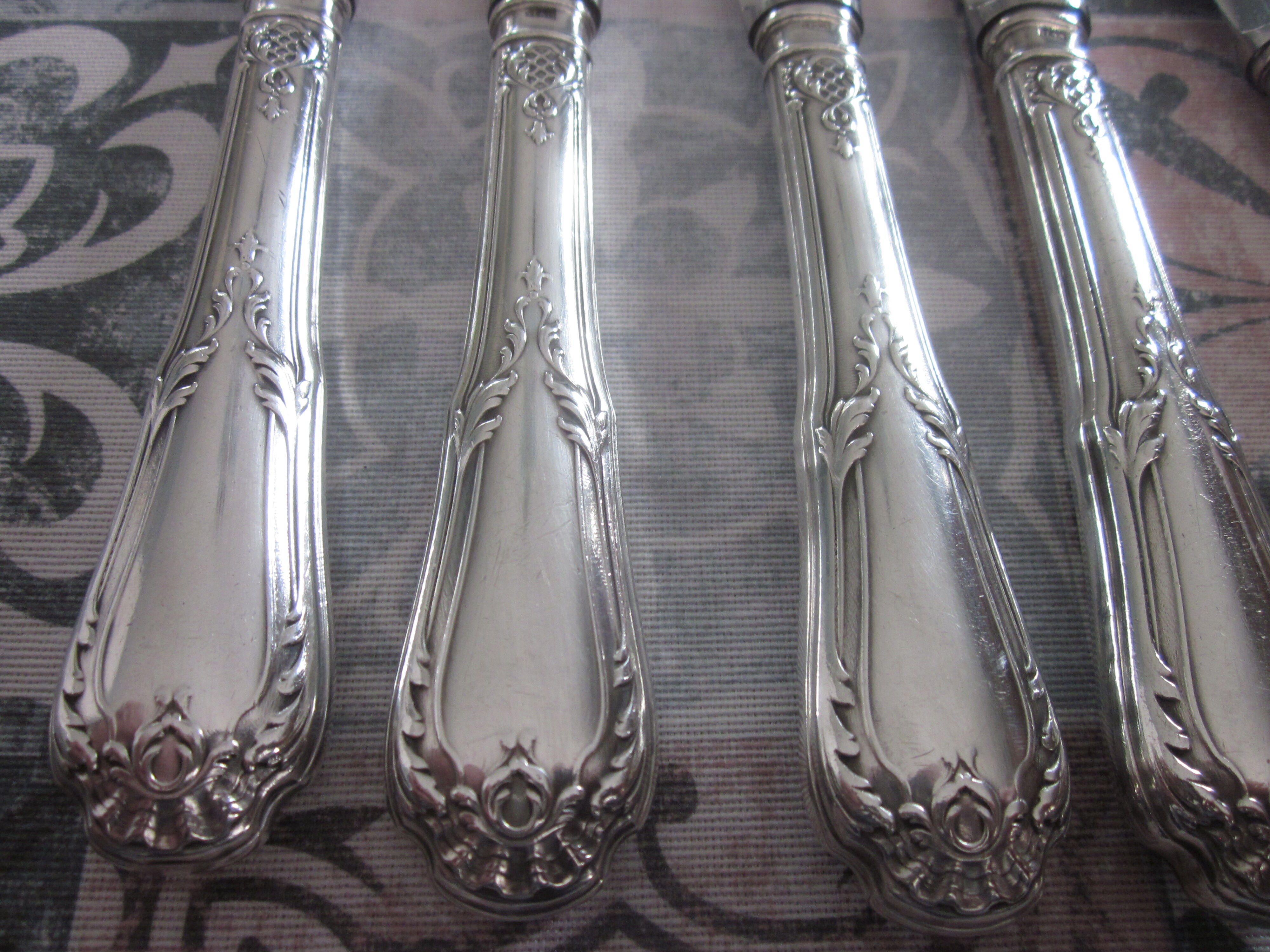 10 silver metal knives sfam