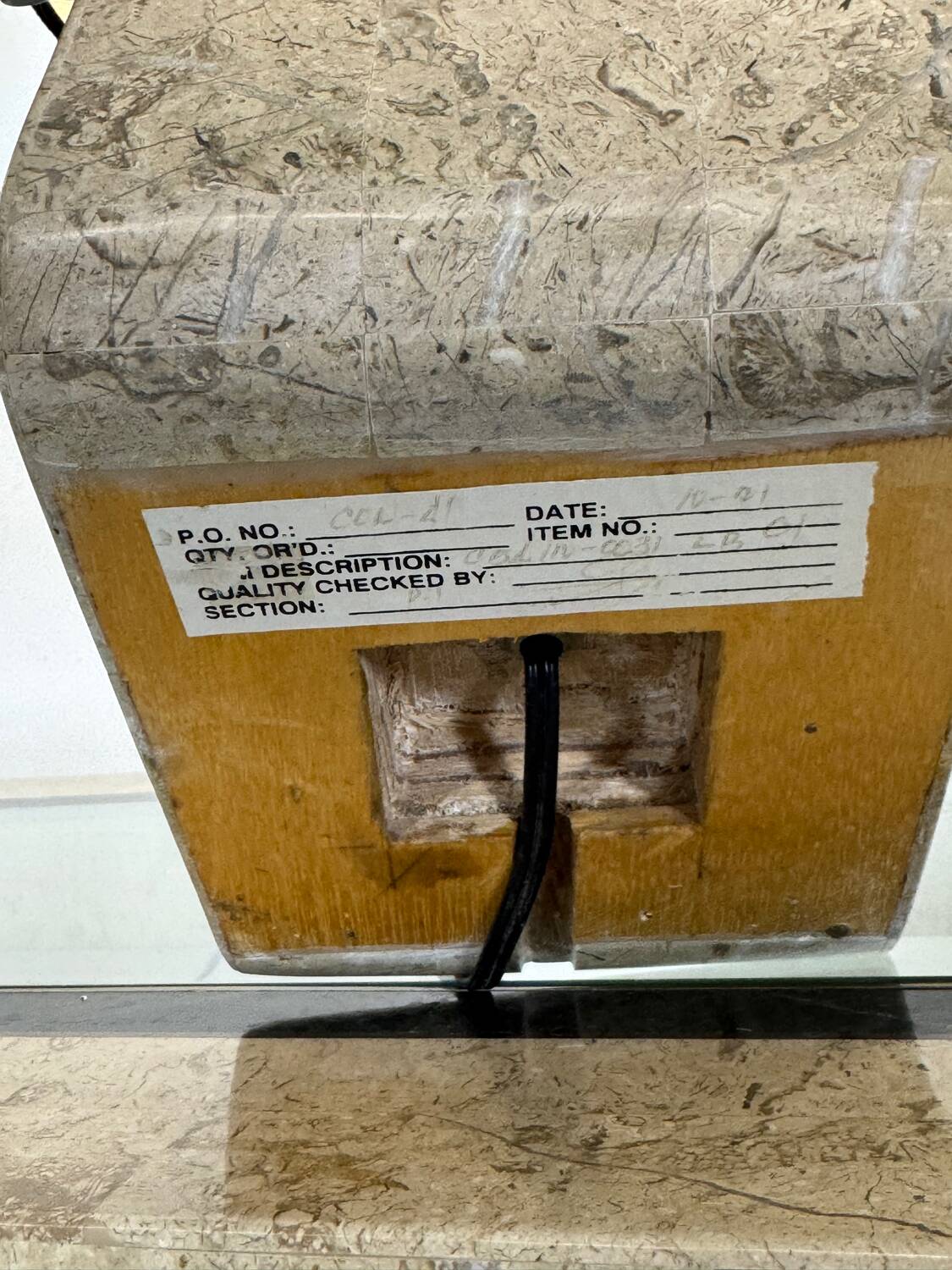 Table lamps in travertine and brass, Regency style, Maitland Smith, 1980.