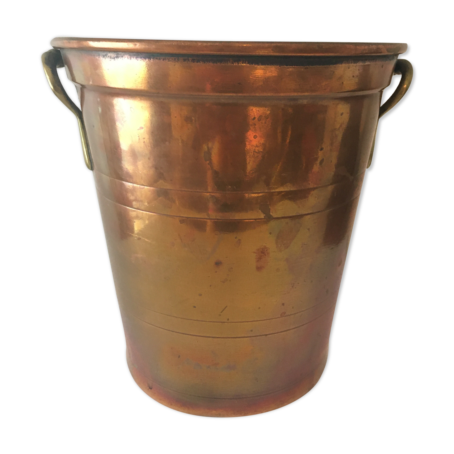 Old 19th century ice bucket refresher