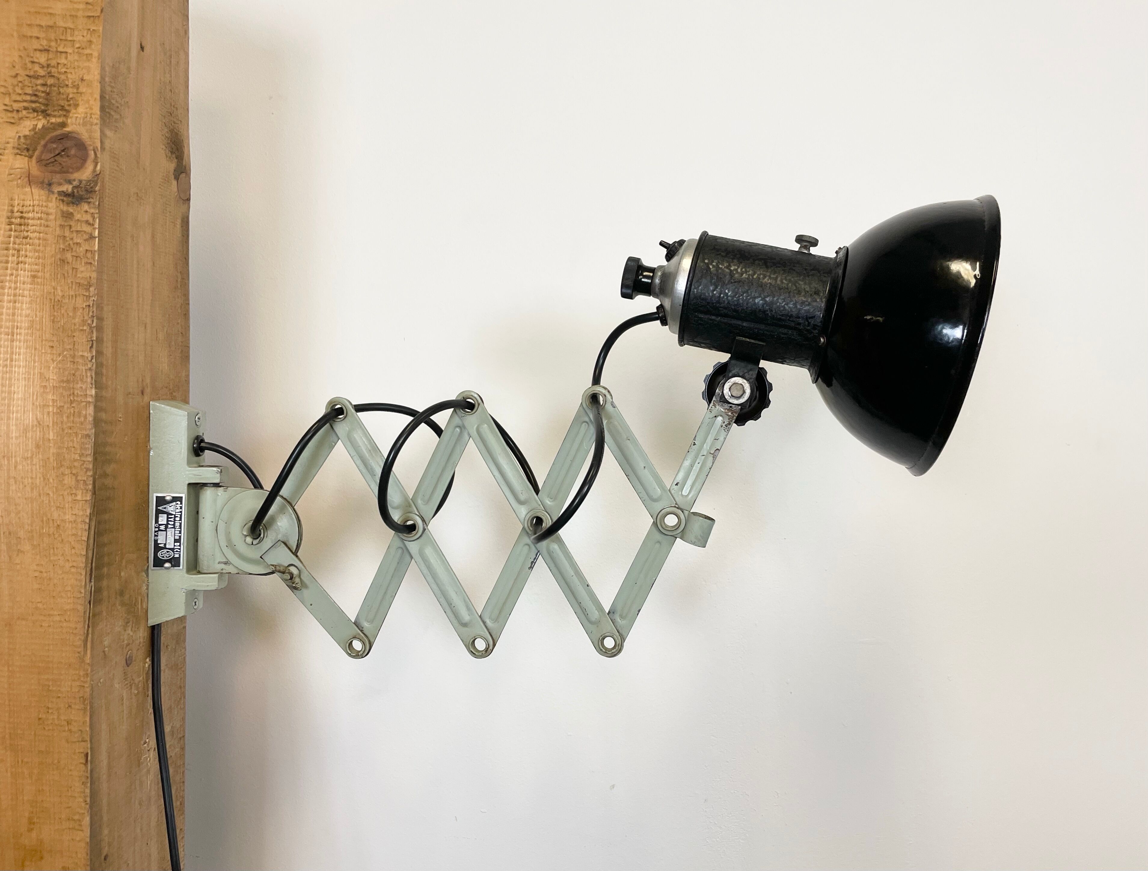 Vintage industrial black enamel scissor wall lamp, 1950s