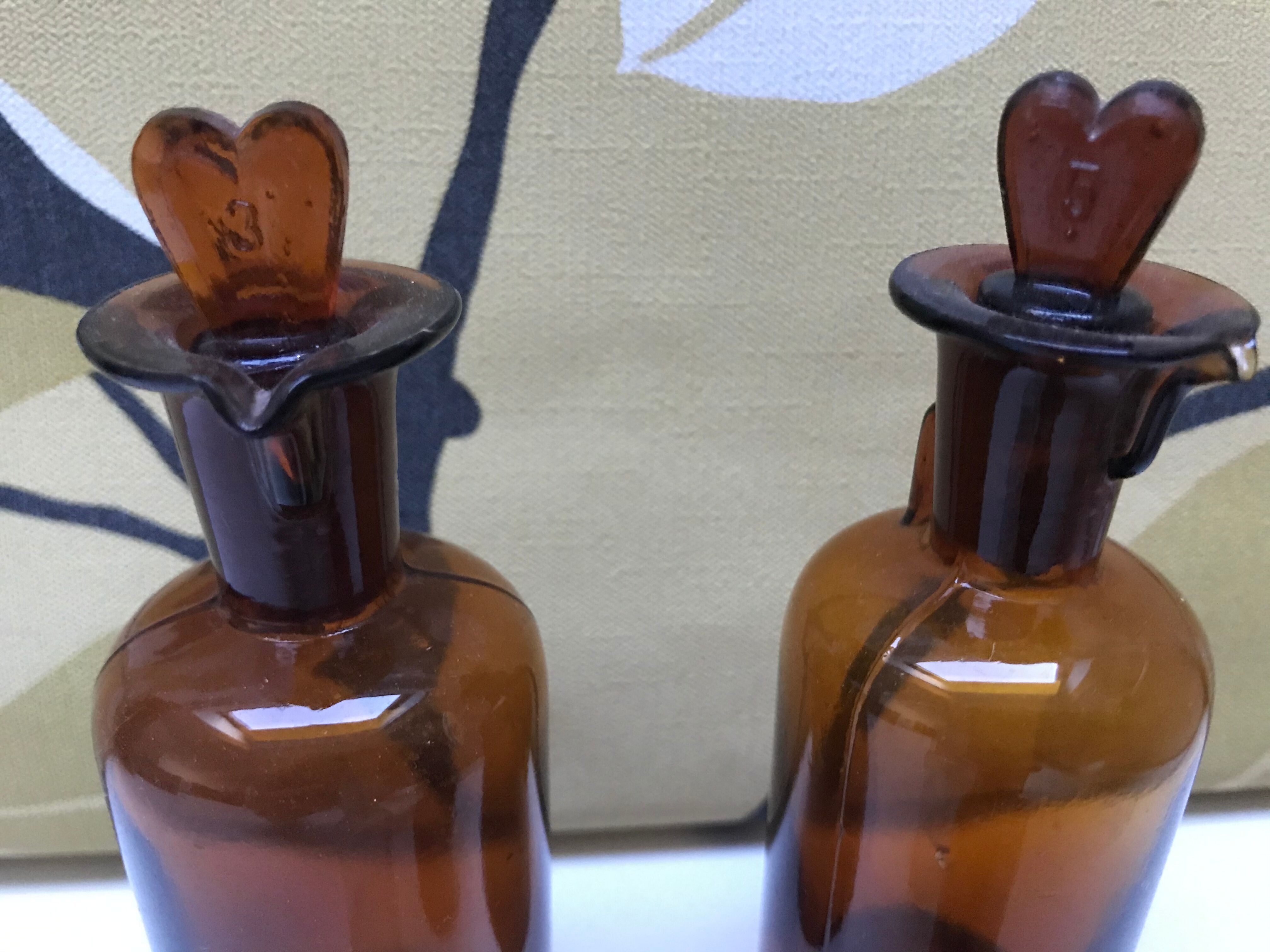 Lot of 4 small vials of apothecary