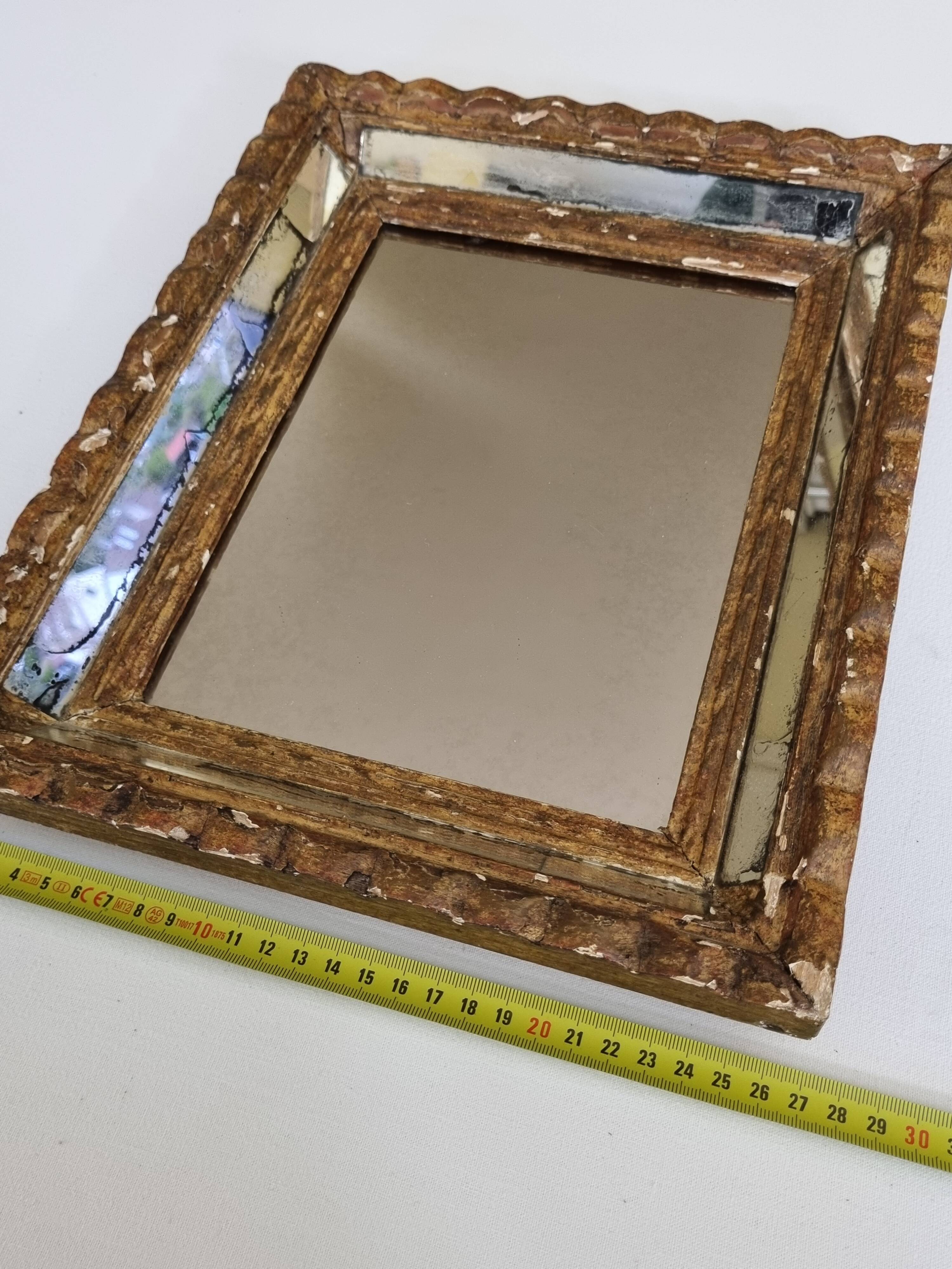 Antique Venetian style mirror with beads, 27 x 32 cm