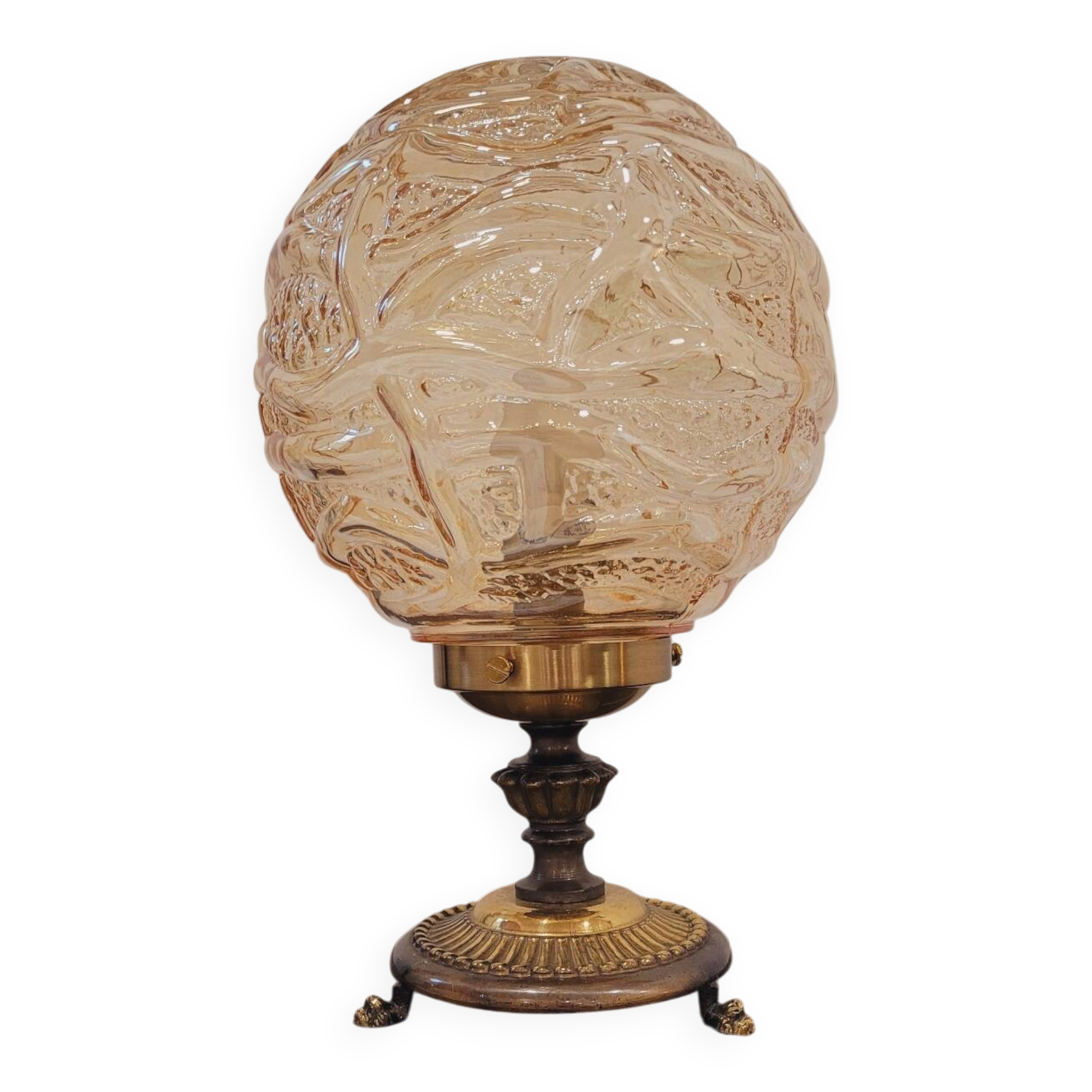 Table lamp