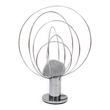 Lampe de table Barnaba couleur argent par Angelo Brotto pour Fase. Italie, années 1970.