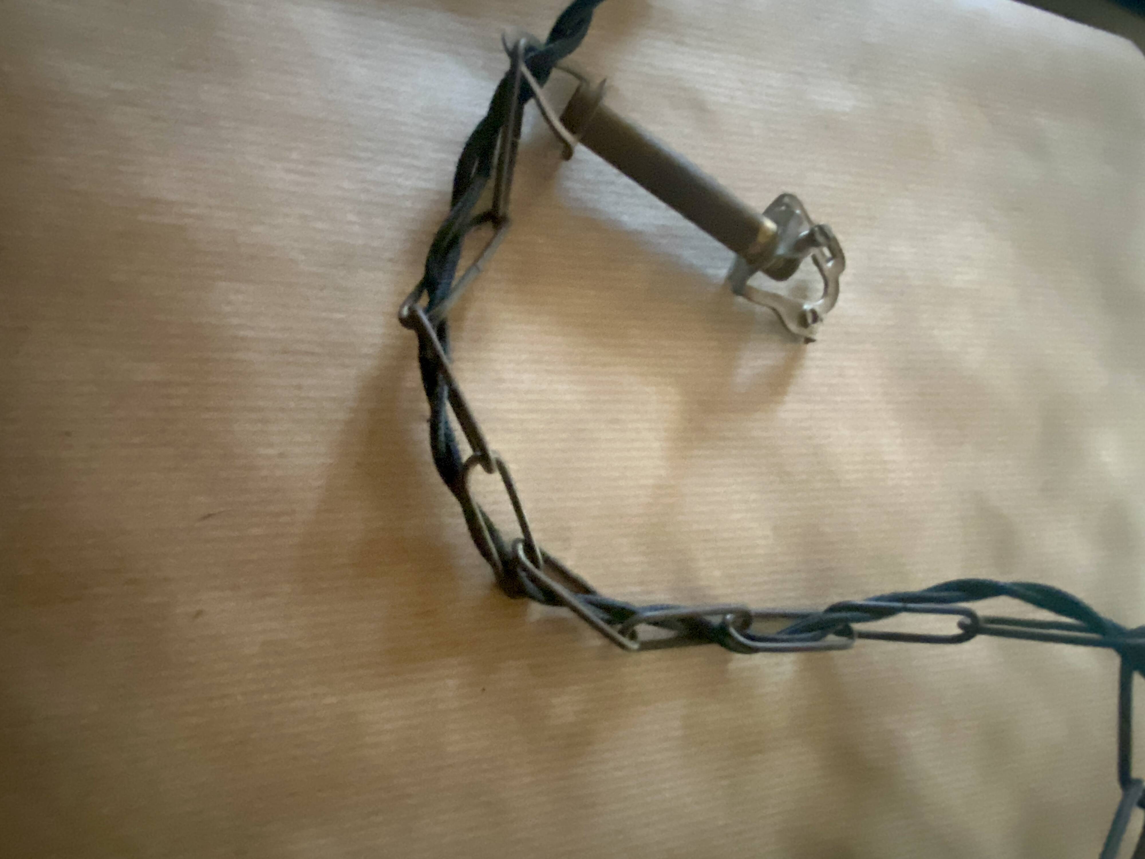 Industrial suspension, sheet metal, chain, fabric cable