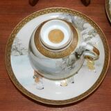 Set of 3 pieces head to head in fine Chinese porcelain with decoration scenes of Palace