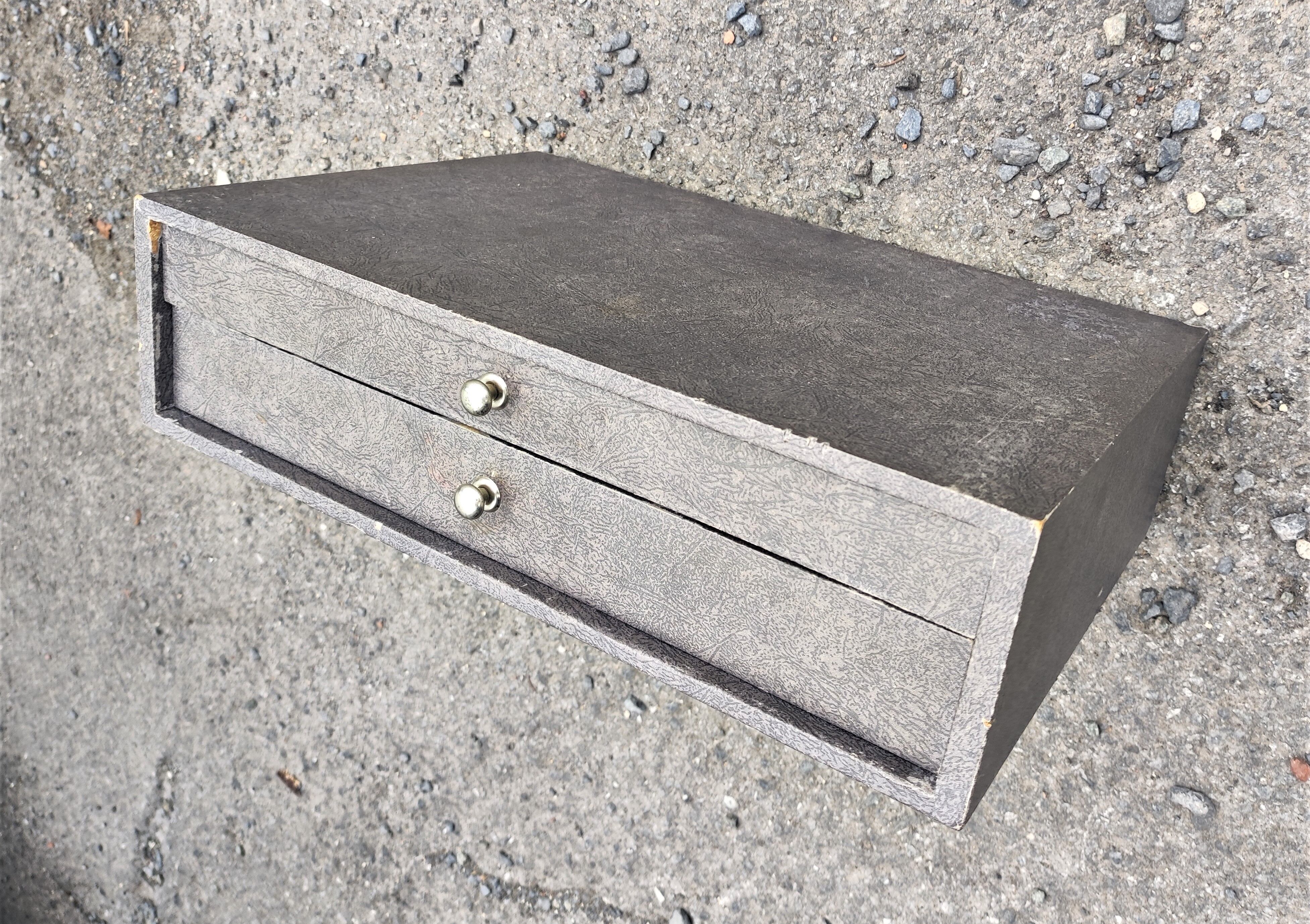 Furniture 2 drawers old vintage housewife