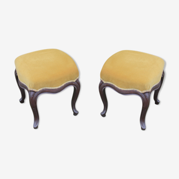 Pair of footrests