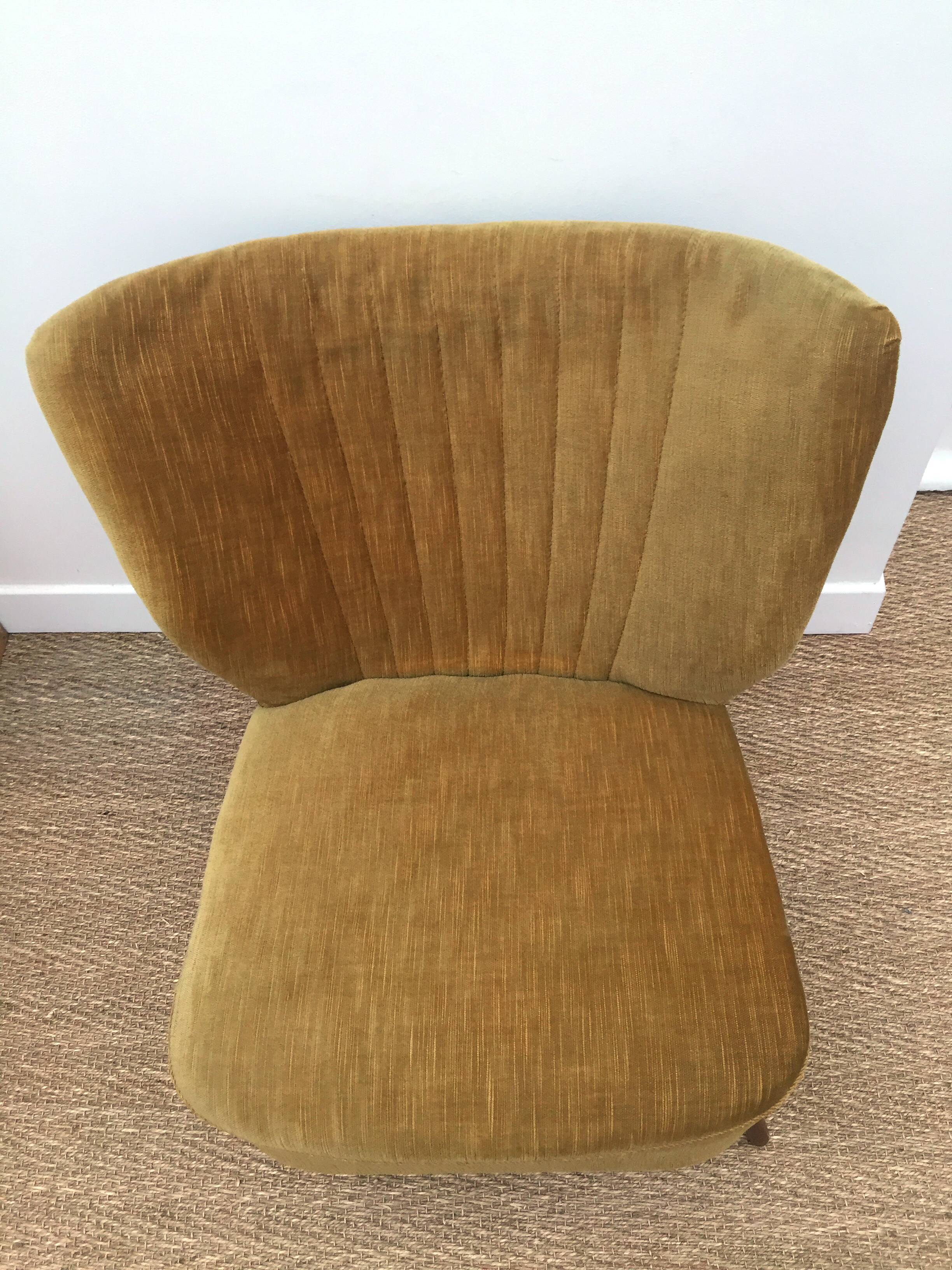 Velvet cocktail armchair