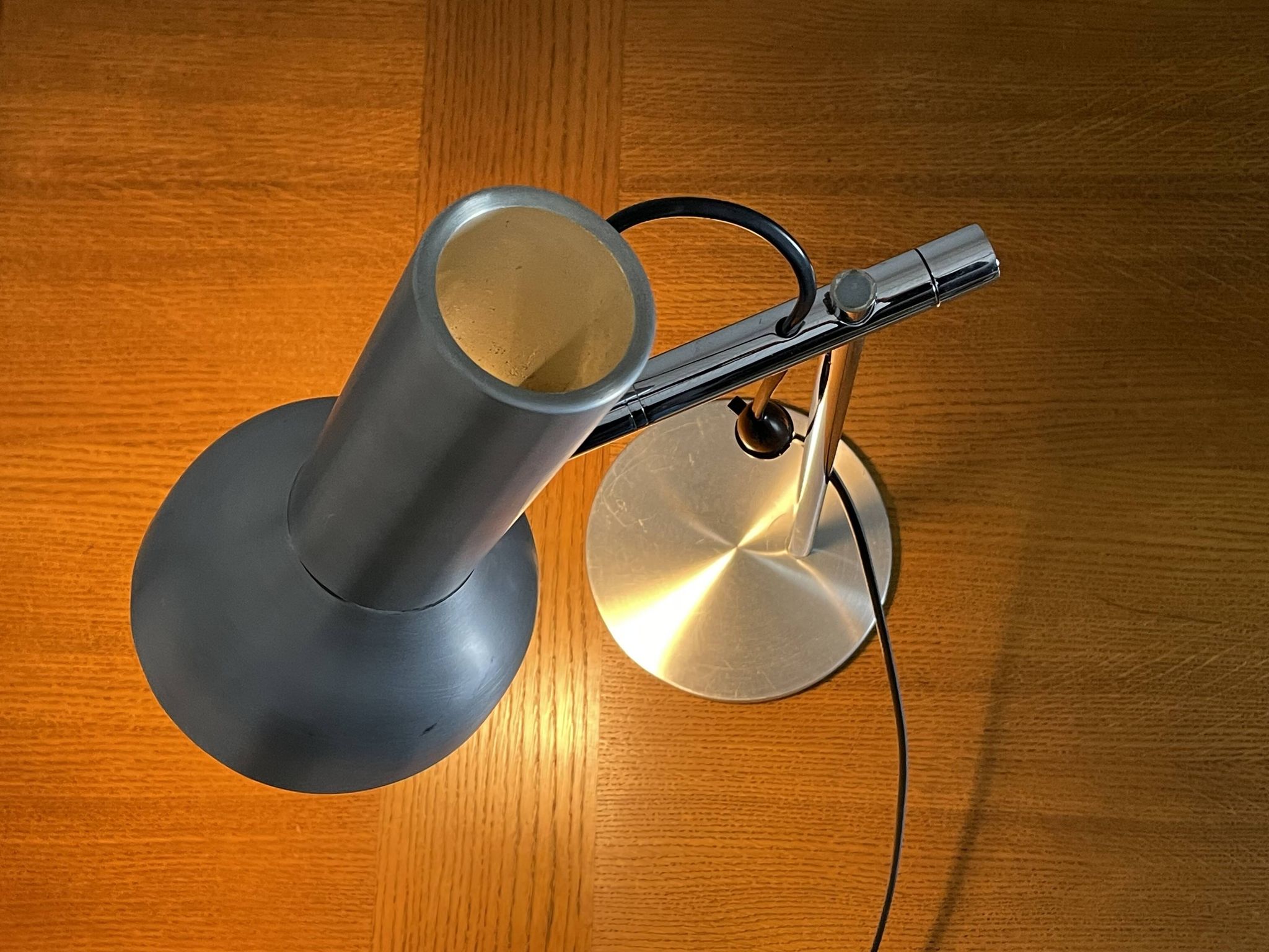 Lampe de bureau en métal des années 1970
