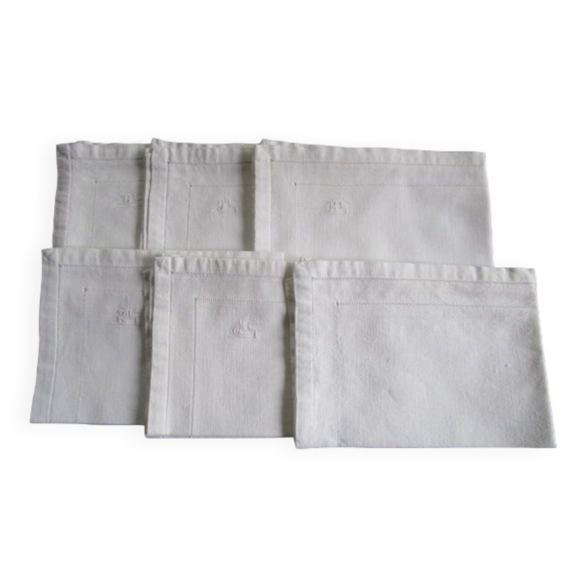 6 serviettes a thé anciennes broderie de jours et monogrammes