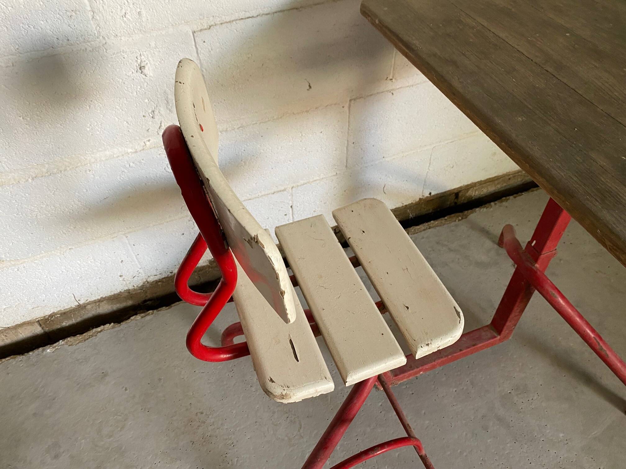 Bureau enfant acier et bois 1950