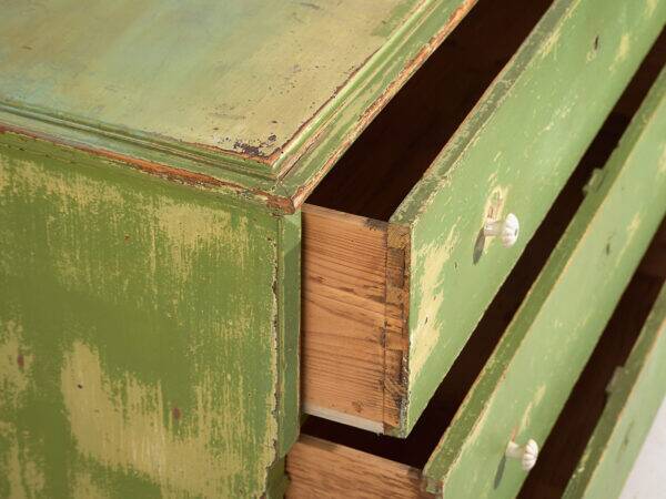 Antique green chest of drawers (c.1920)