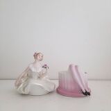 Lady’s porcelain compact or candy dish