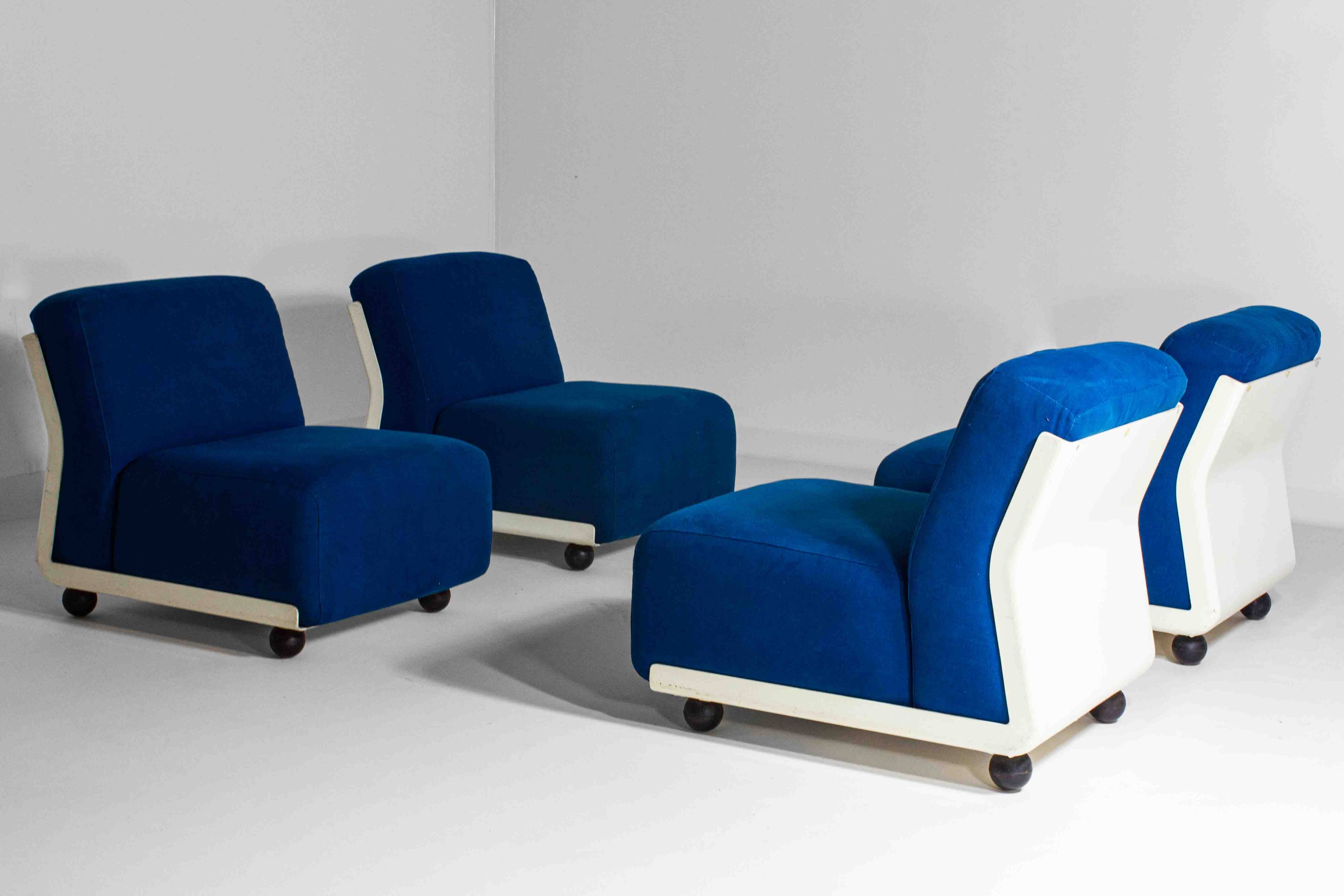 Modular "Amanta 24" sofa by Mario Bellini in premium cobalt blue, Italy 1975