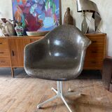 Armchair by Charles & Ray Eames La Fonda