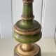 Lampe vintage en bois tourné chic dorée