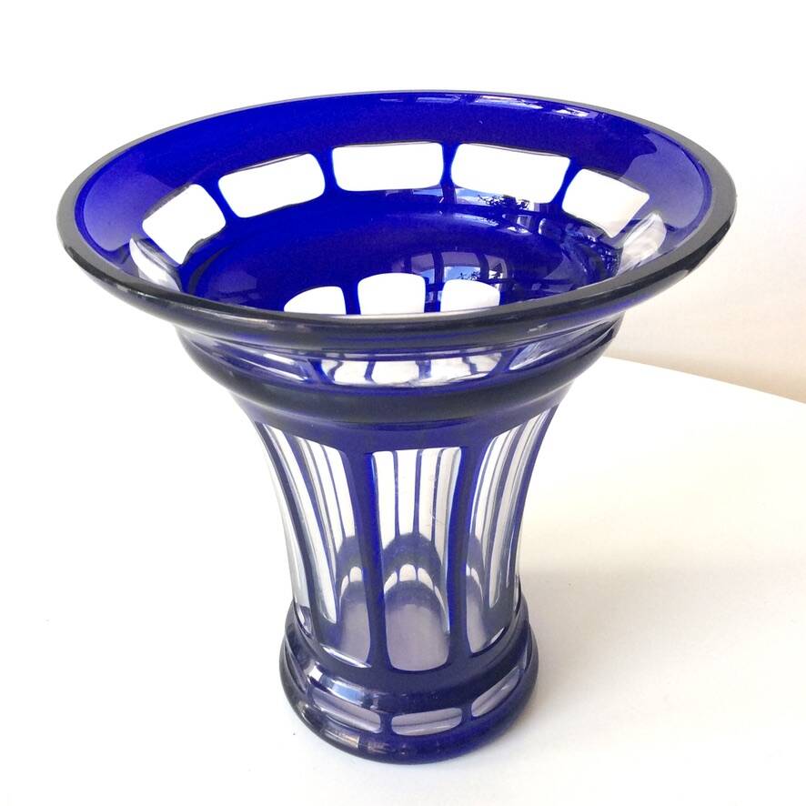 Signed Baccarat crystal overlay vase, 1940s