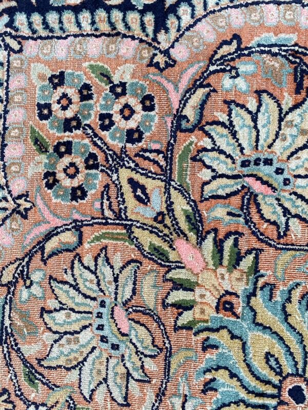 Kashmir silk carpet 273x373 cm