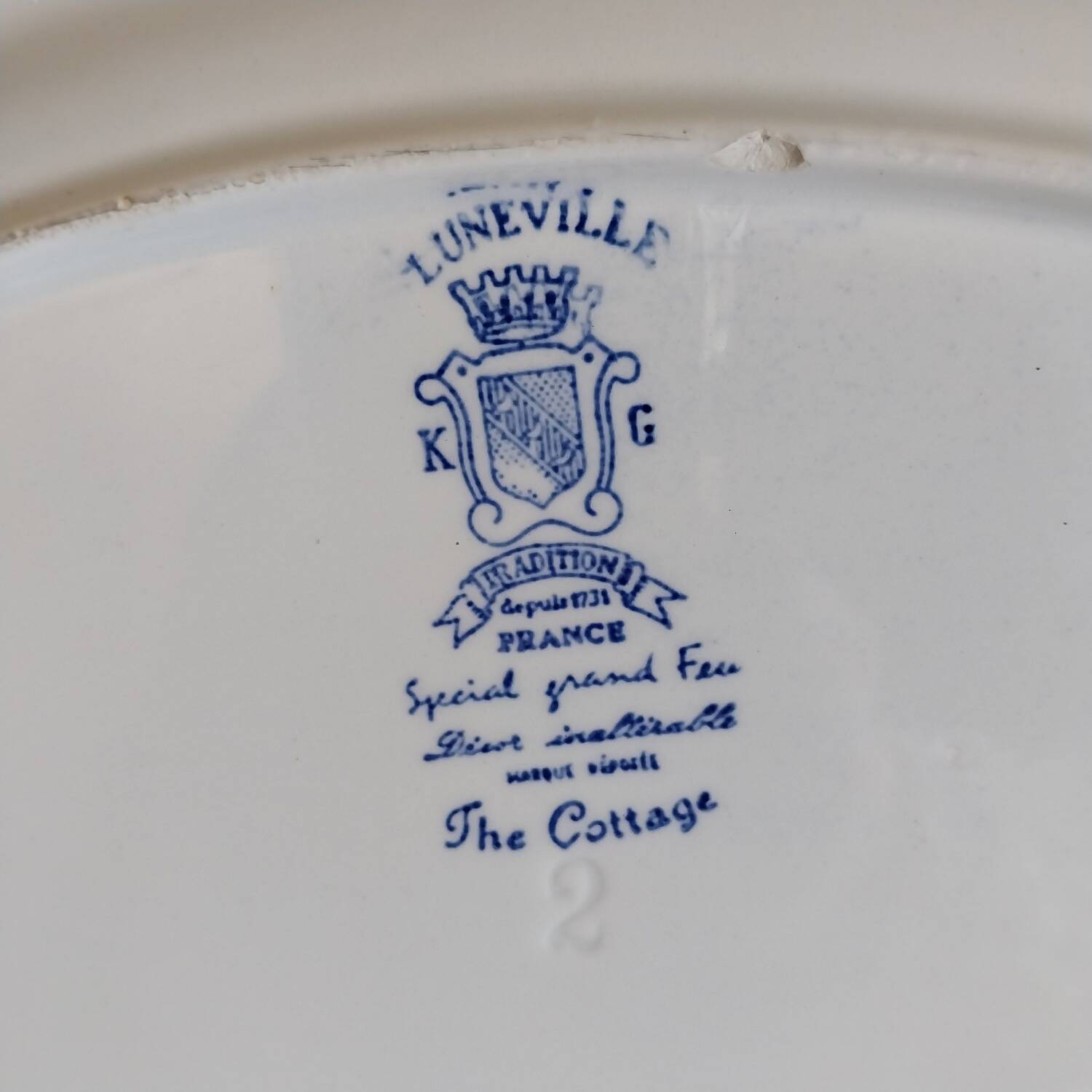 Old large oval dish Lunéville KG model The Cottage