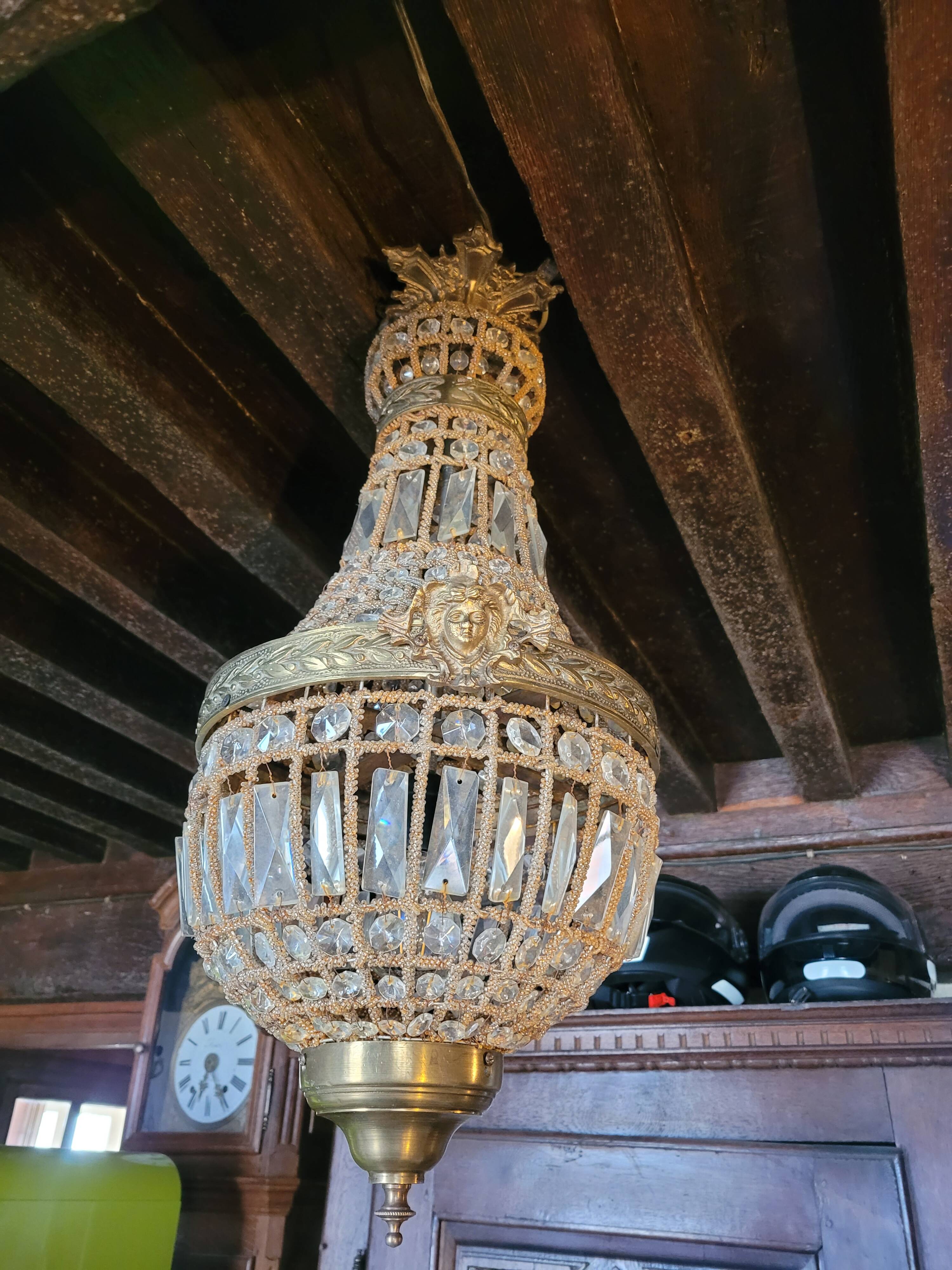 Old balloon chandelier in very good condition