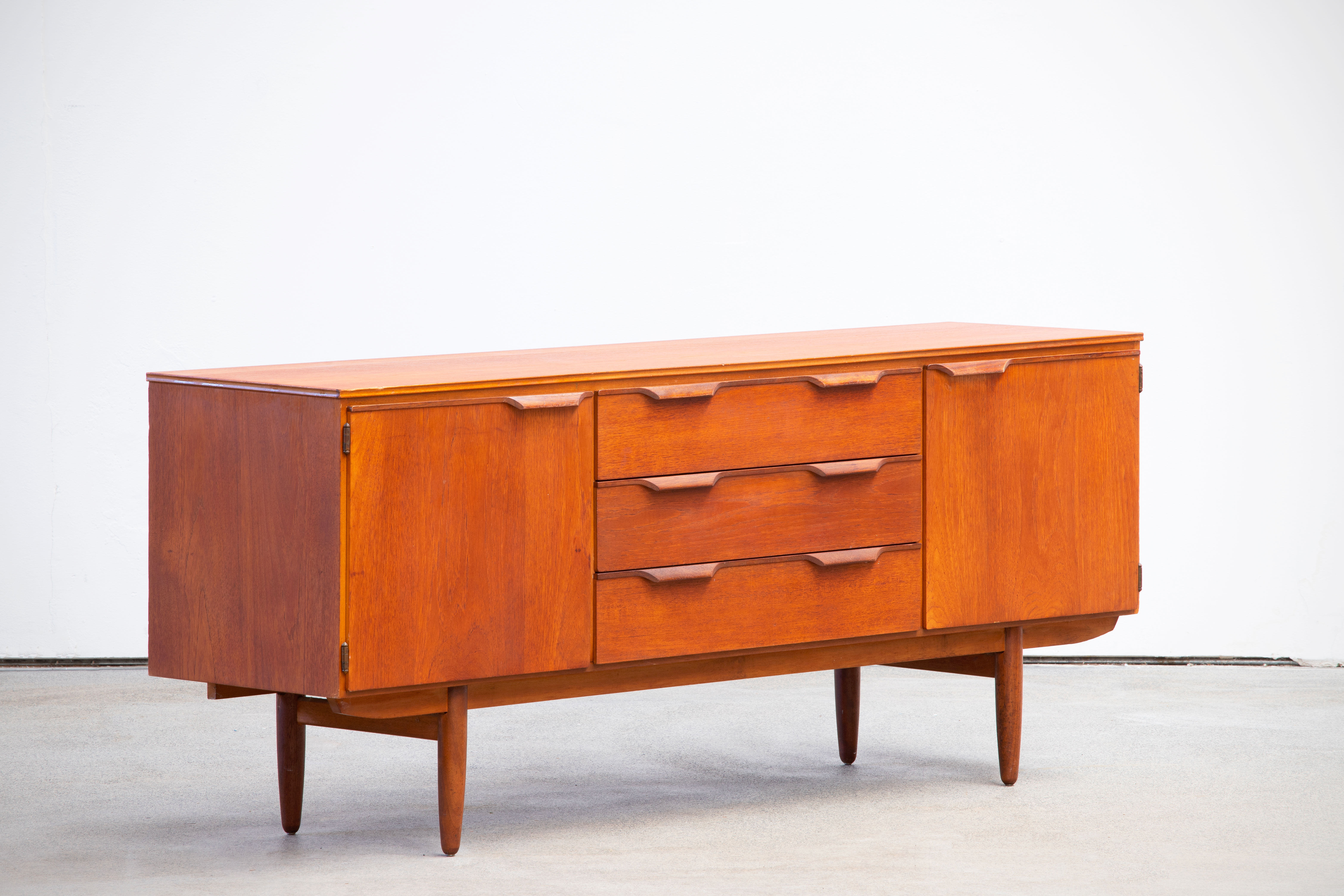 Vintage Scandinavian enfilade 1960