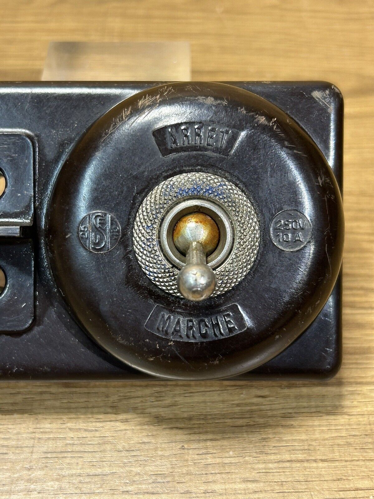 Bakelite switch, 50s, with fuse doors