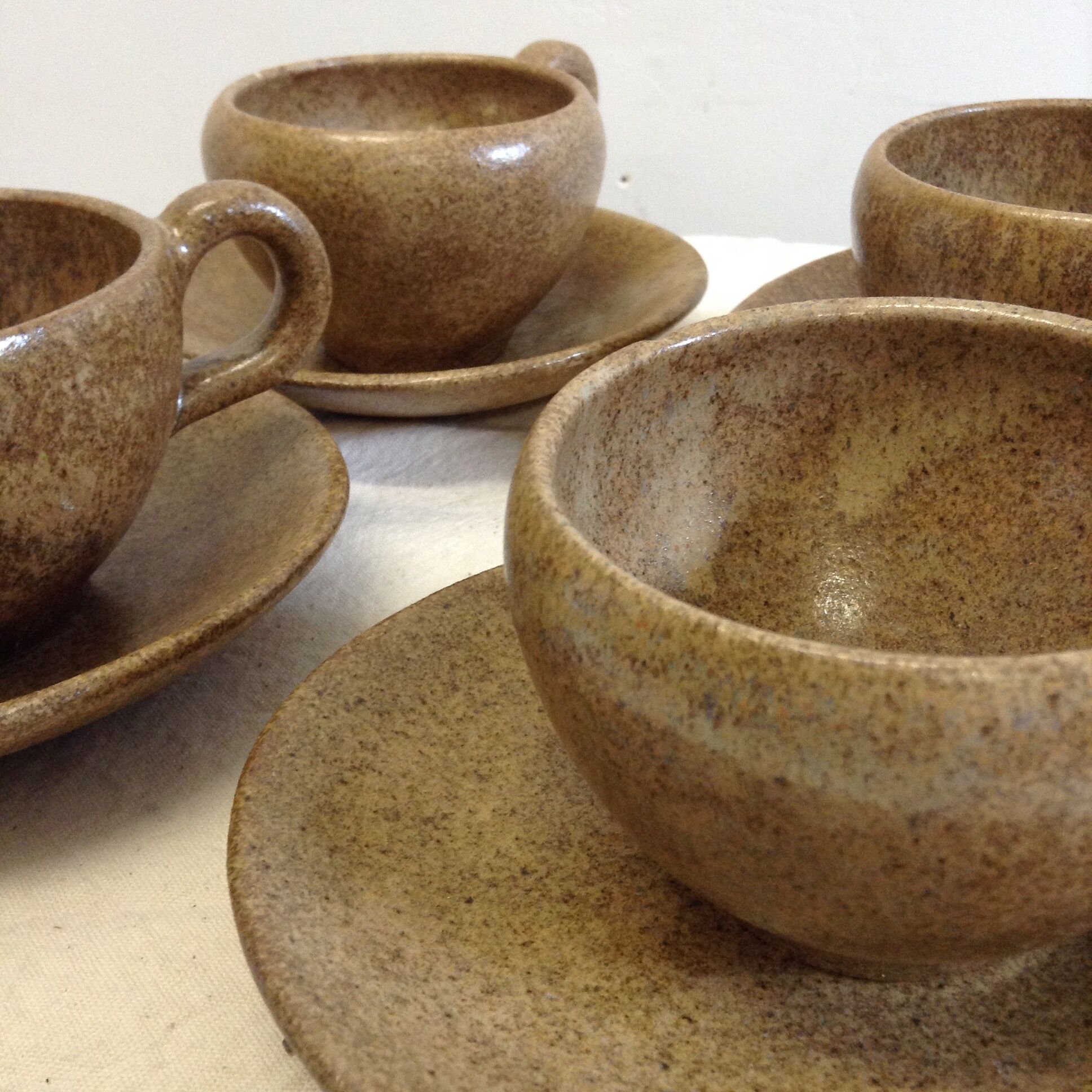 Tasses à café en grès