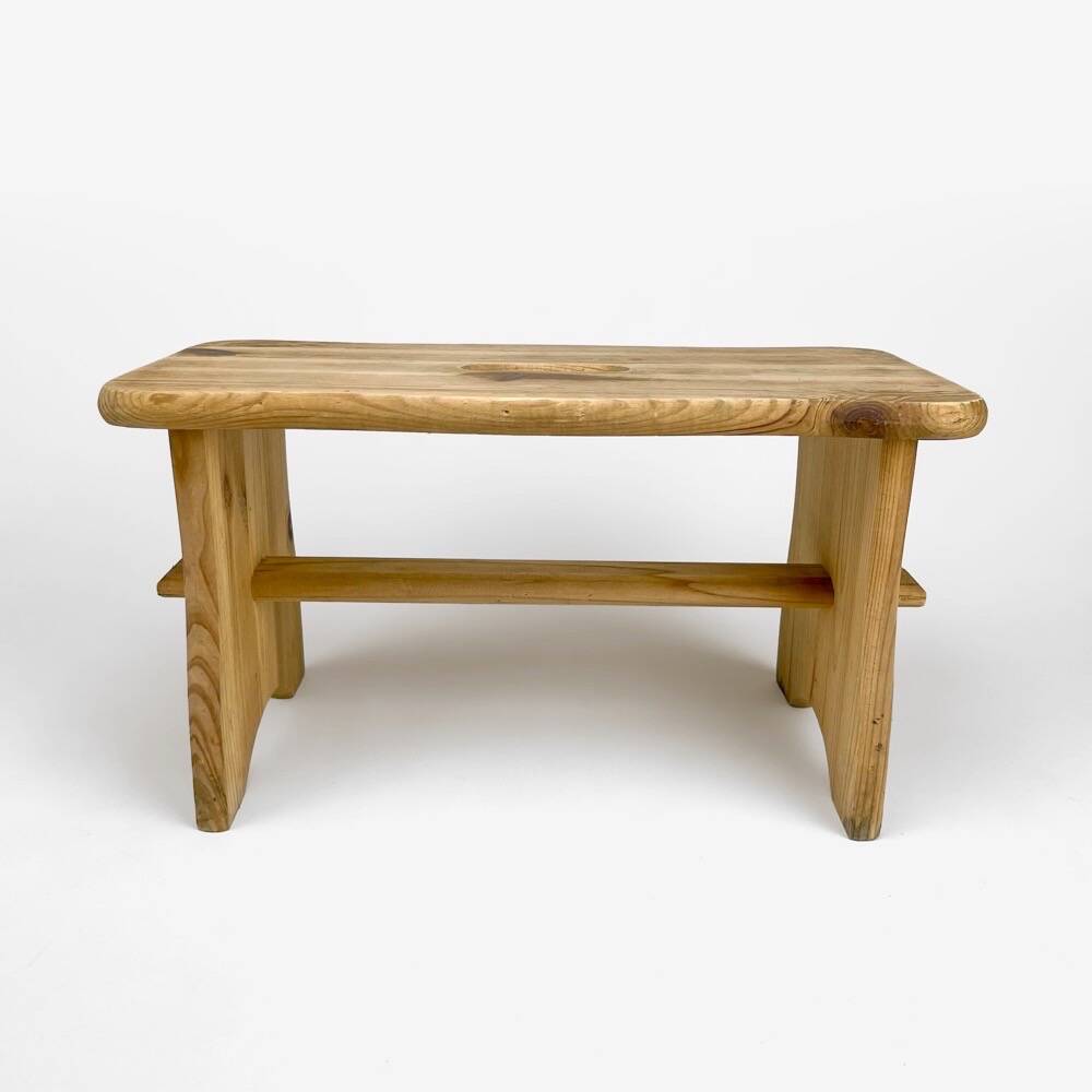 Small 80s slotted pine step bench