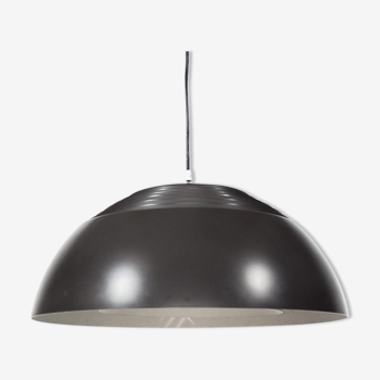 Suspension Arne Jacobsen pour Louis Poulsen A.J. Royal