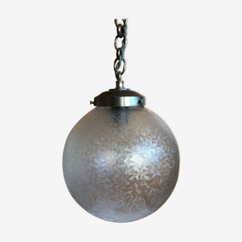 Hanging lamp globe in engraved glass