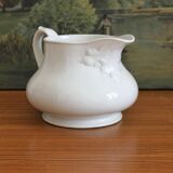 Pichet blanc en porcelaine ancienne du XIXe