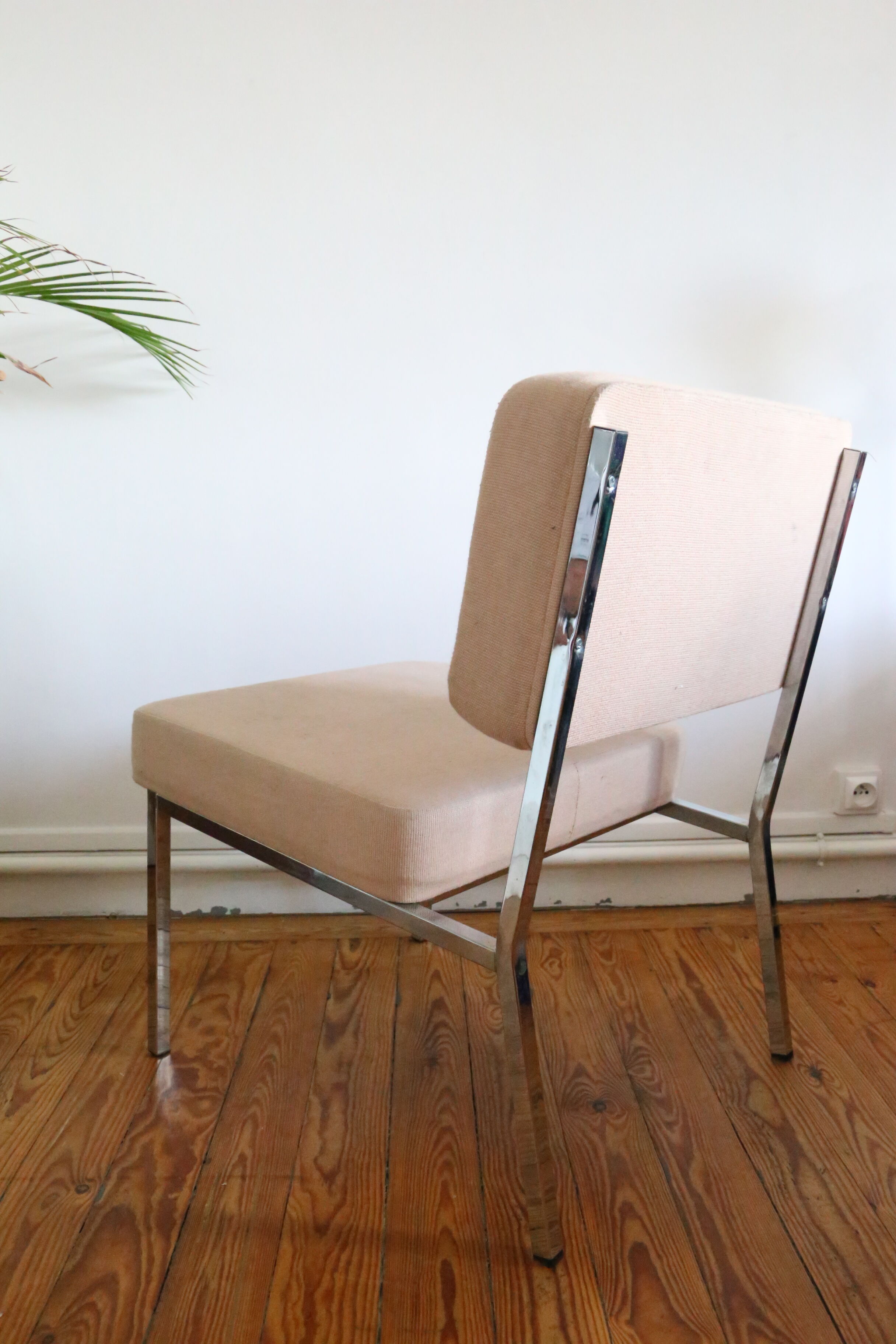 Fauteuil en chrome et tissus vintage design