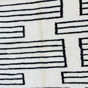 Traditional Berber rug in natural wool 2.5x1.5 m