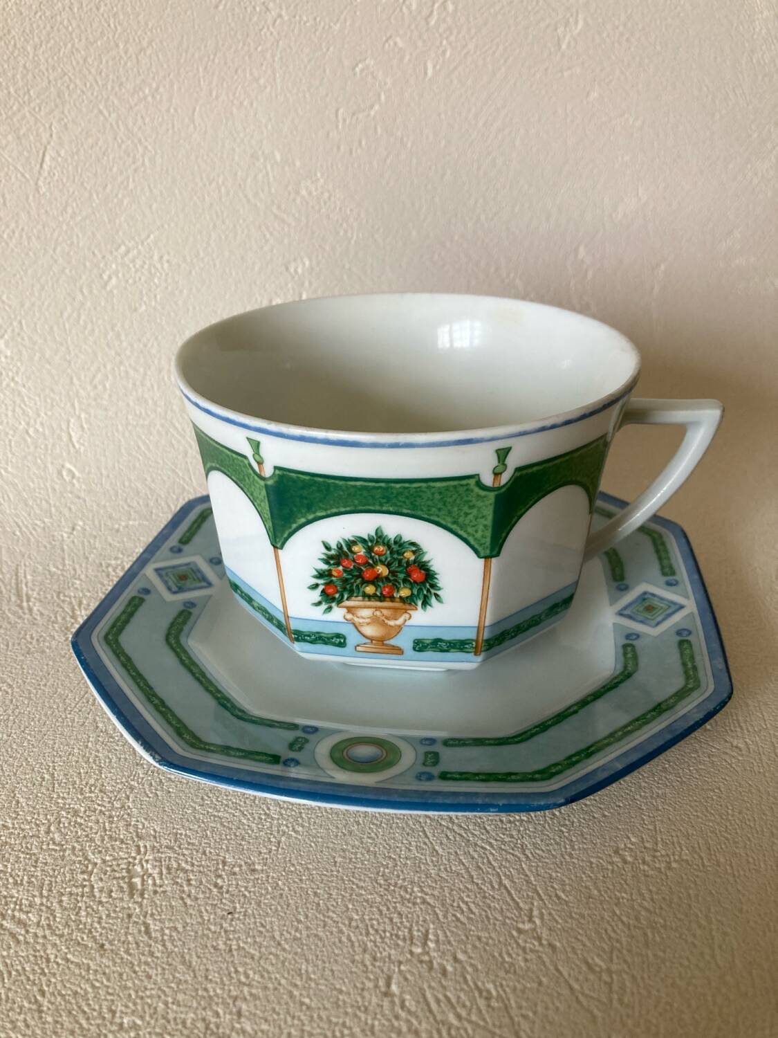 Lunch Cups and Saucers Porcelain Limoges Philippe Deshoulières