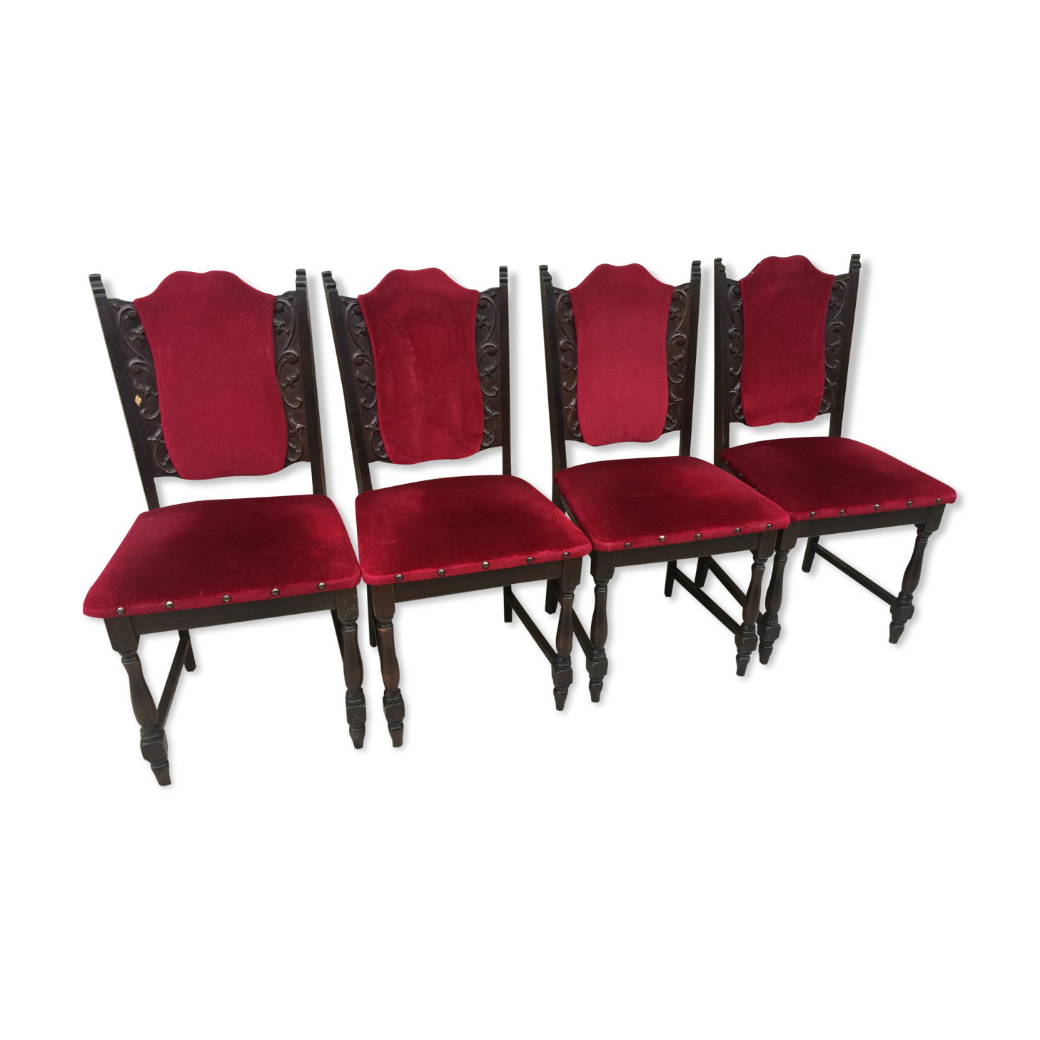 4 chairs monasteries