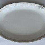 Plat ovale en porcelaine blanche