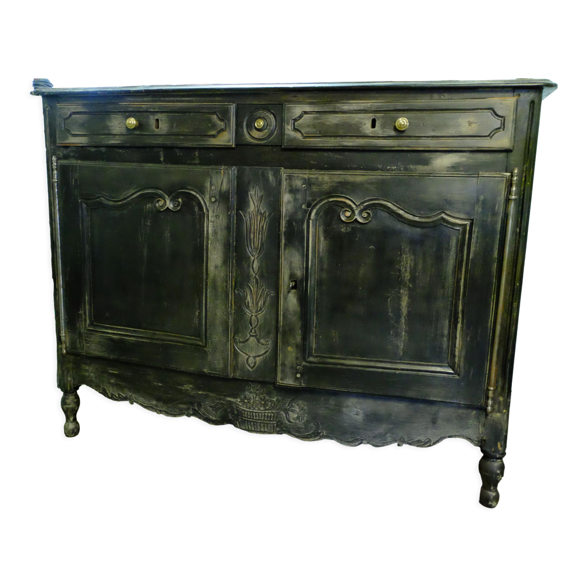 Sideboard in patinated solid oak