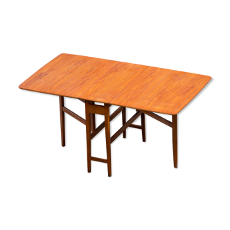 Scandinavian vintage folding table