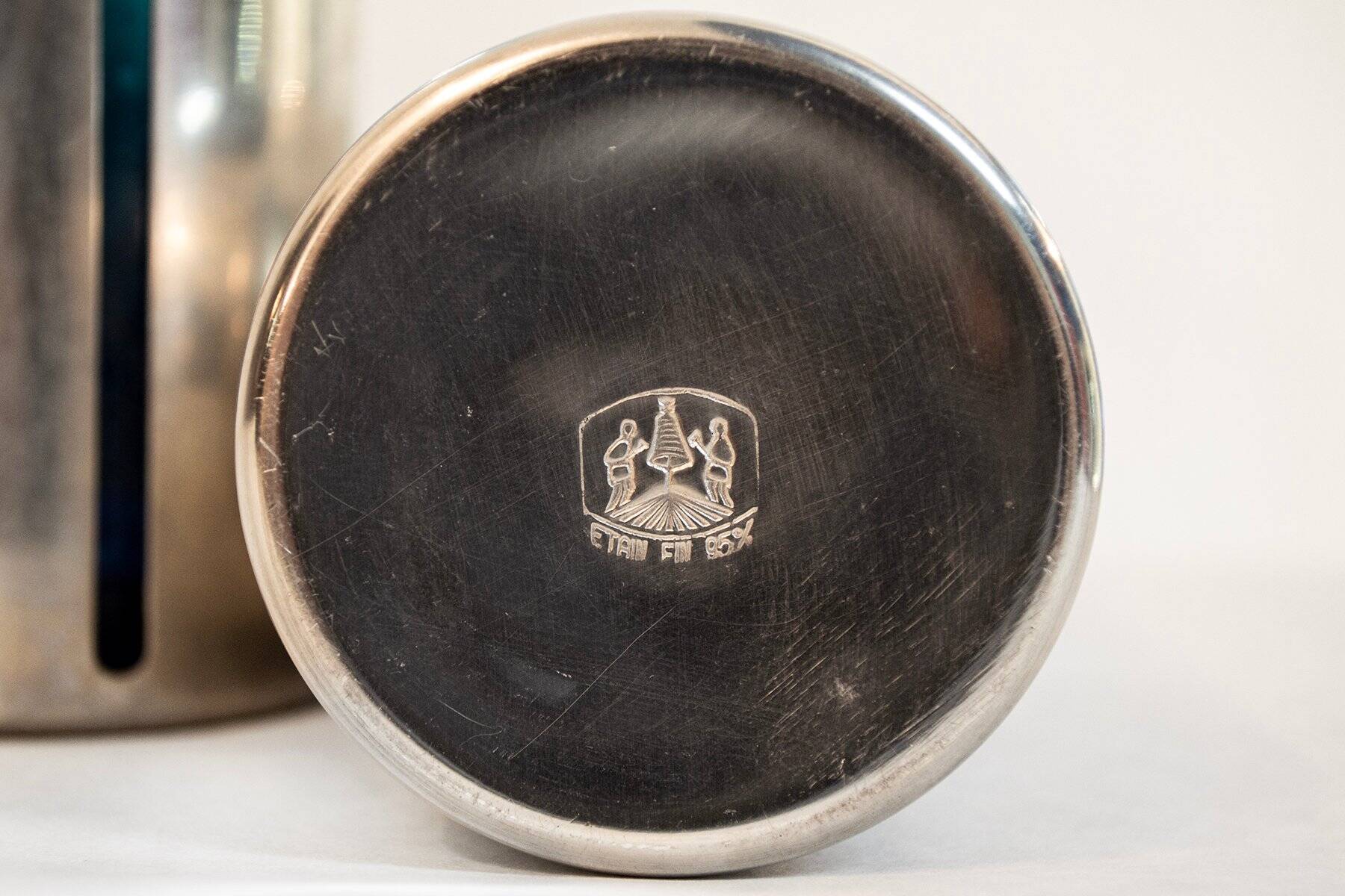 Verres recouverts d'étain, années 70, lot de 2