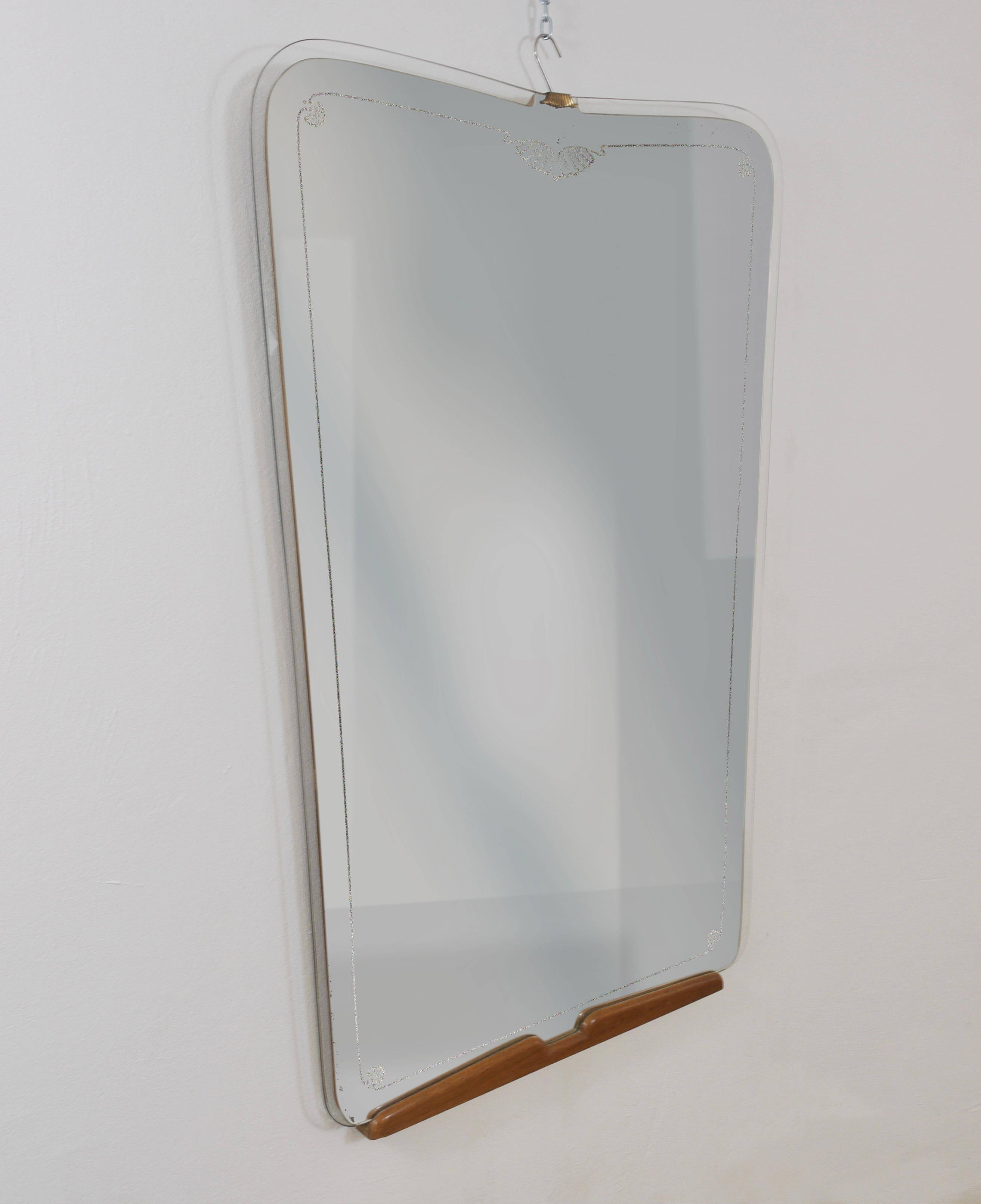 Large Wall Mirror Paolo Buffa Cherry and Brass, Italy, mid-century, circa 1940