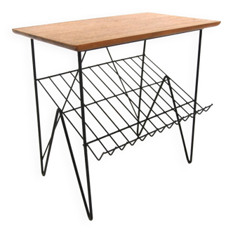 Scandinavian side table "stringbord" in teak, Sweden, 1950