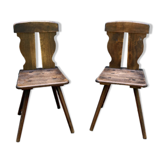 Pair of chairs made of vintage wood