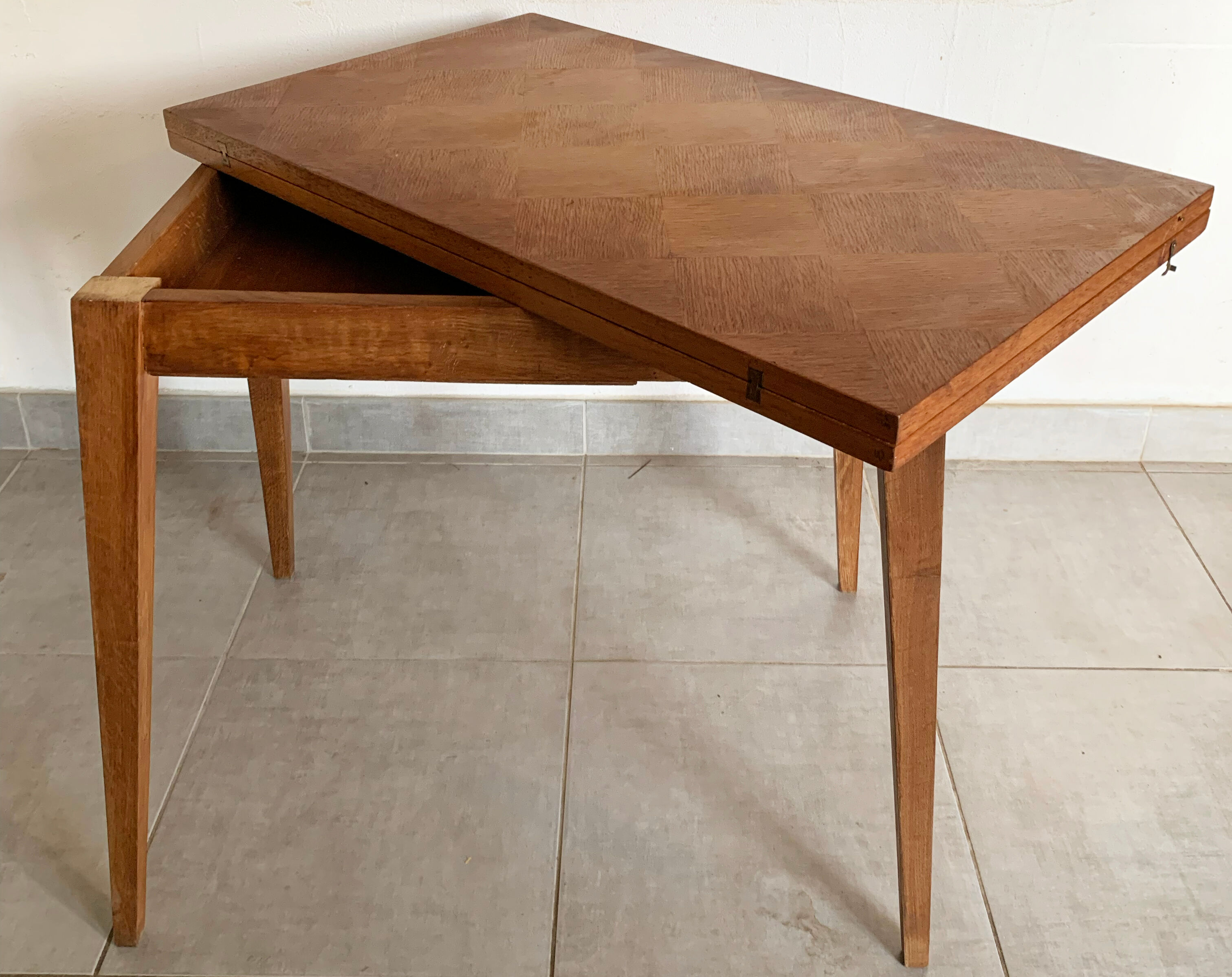Table portefeuille vintage des années 60 en bois