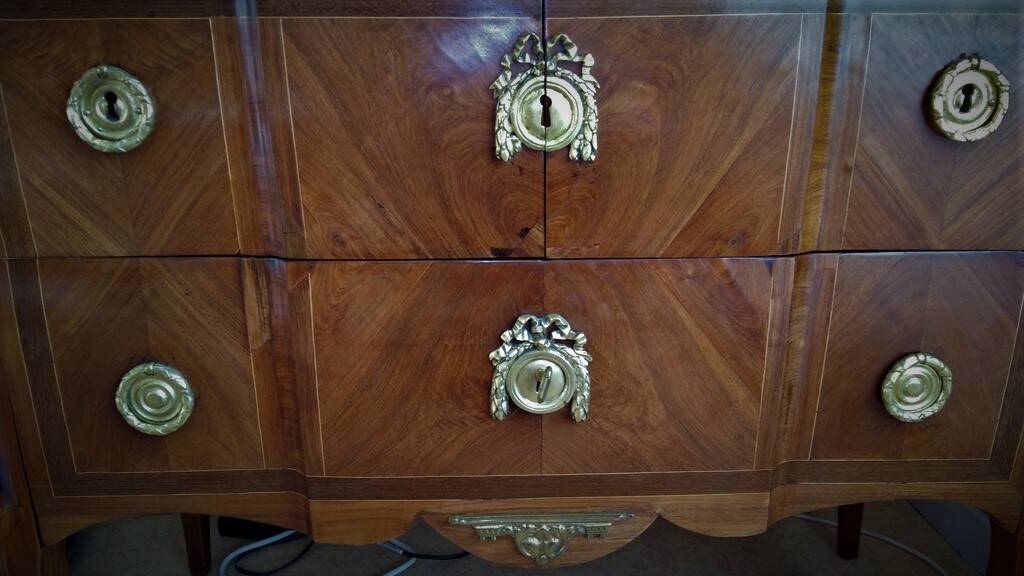Commode transition xviii siècle estampillée jb vassou