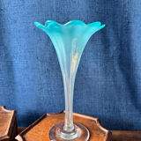 Pair of "tulip" soliflore vases in blue opaline glass – N period
