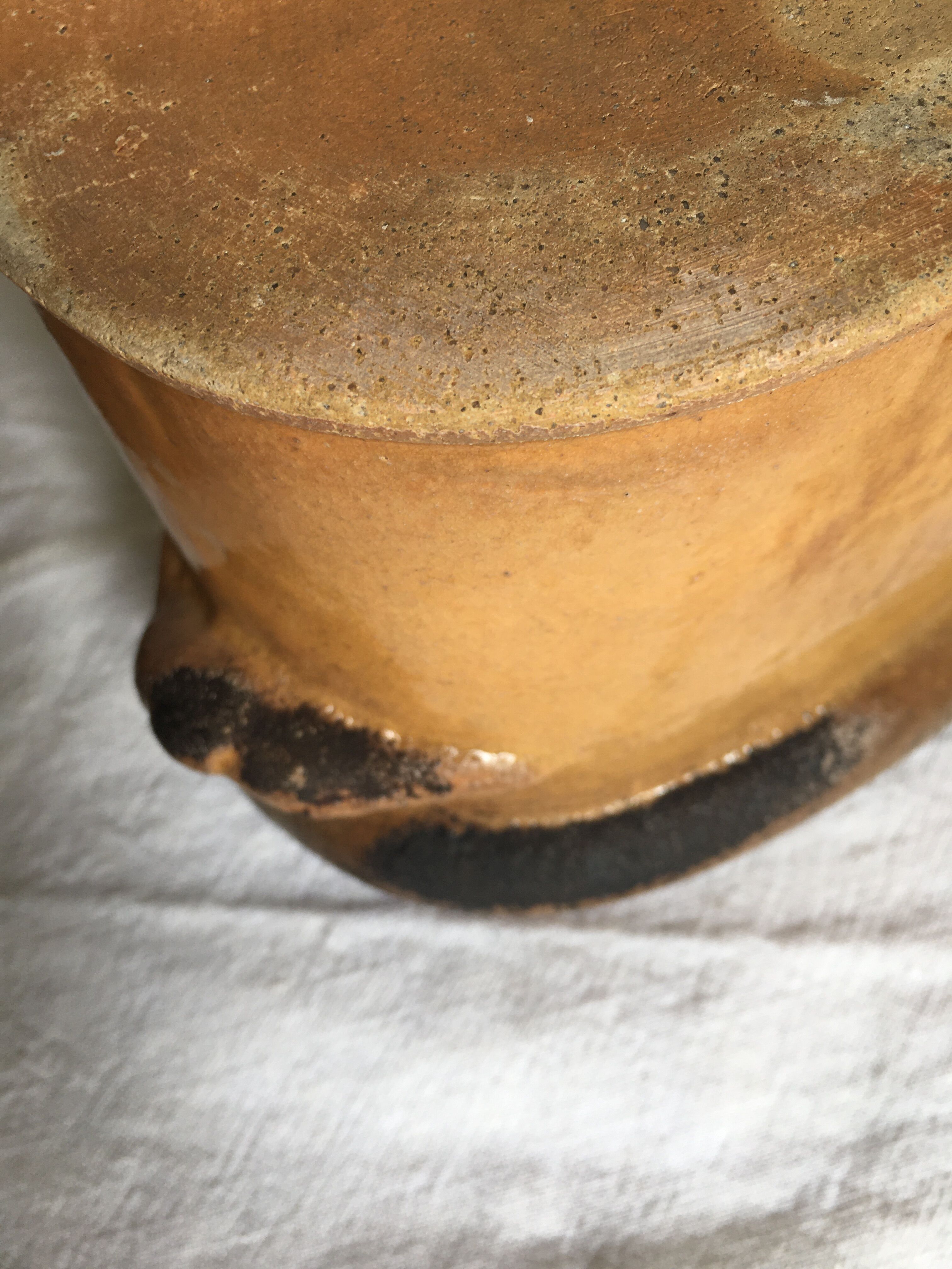 Terrine ancienne ovale en terre cuite émaillée Selency